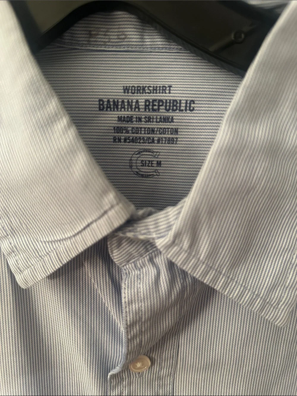Banana Republic Pale Blue Long-Sleeve Dress Shirt